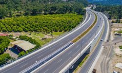 Antalya’da bayram dönüşü dikkat! 19 noktada yol çalışması ve heyelan riski