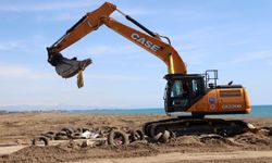 Caretta sahilinde şok! Kumun altında bin 500 foseptik çukuru çıktı