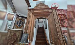 Kaleiçi’nde merdiven süsü sanıldı, 18. yüzyıllık mihrap olduğu anlaşıldı