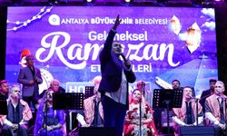Antalya'da Mahmut Tuncer ve Güler Işık'tan Ramazan konseri