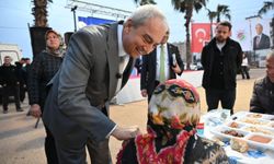 Kepez Belediyesi mahalle sakinlerini iftar sofrasında buluşturuyor