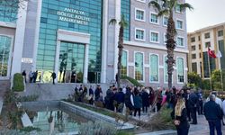 Muhittin Böcek adliyede! Böcek için 220 kişilik duruşma salonu!