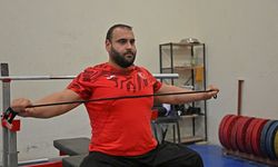 Avrupa ikincisi olan milli halterci gözünü olimpiyatlara dikti