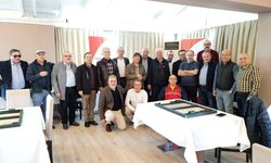 Antalyalı hekim ödülünü kadınlara armağan etti