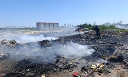 Manavgat'ta çöp yangını esnafı isyan ettirdi: "Giriş çıkışlar yasaklansın"