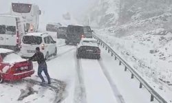 Antalya’da sürpriz kar yağışı: Alacabel’de 25 cm'ye ulaştı