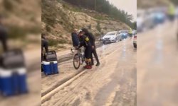 Alanya’da dolu esareti! Bisiklet yarışı yarıda kaldı