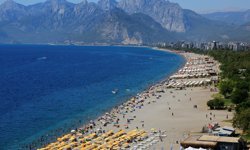 Antalya turizminde 1,5 milyon ziyaretçiye rağmen yüzde 9 düşüş