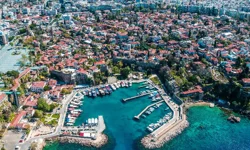 Antalya’da 77 vakıf taşınmazı ihaleye çıkıyor: Konut, arsa, dükkan… Hepsi kiralık!