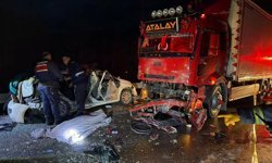 Isparta-Antalya yolunda yine kaza! 1 can kaybı, 4 yaralı