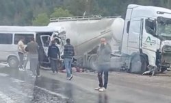 Antalya-Isparta yolunda feci kaza! Çok sayıda ölü var