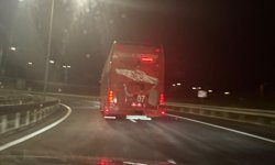 Antalyaspor ateş çemberinde! Uçakla gittiler, otobüsle döndüler!