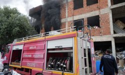 Antalya’nın kalbinde tehlike: Balbey'de yangın çıktı