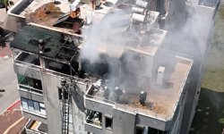 Antalya'da kurye sipariş getirdiği apartmanda hayat kurtardı