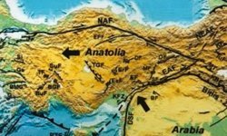 Demre depremi sonrası Naci Görür’den uyarı: “Bu fay daha büyük deprem üretebilir”