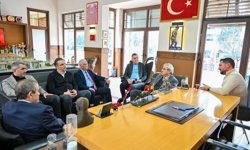 Korkuteli’nde “eş başkan” modelinde ısrar! ATSO heyetini "başkan eşi" ağırladı