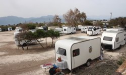 Kumluca’da karavanlara yasak geldi