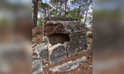 Antalya'da kaçak kazı skandalı! Koruma altındaki tarihi eser parçalandı