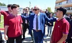 Mesut Kocagöz okulları tek tek inceledi