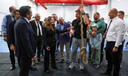 Er meydanında Muhittin Böcek rüzgarı: Başkan Vekili Özdemir'den pehlivanlara anlamlı sözler!