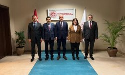 Serik’te neler oluyor! CHP’li başkan Ak Partililerle Ankara’da