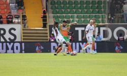 Alanya'da puanlar paylaşıldı:  1-1