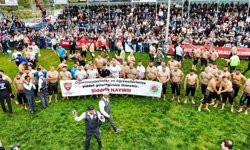 Kepez Er Meydanı'nda “şiddete hayır” mesajı yükseldi