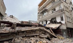 Yıkımda bitişik bina zarar gördü! 5 aydır evsizler