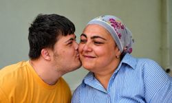Antalya'da annenin 18 yıllık mücadelesi: "O sağ olsun bana yeter"