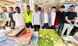 Filistin için dayanışma kermesi yoğun ilgi gördü, hijyen tartışması gölge düşürdü