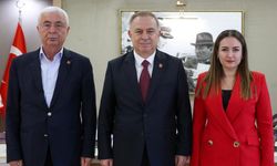 CHP’li Gökhan Zeybek Antalya’da! Muhittin Böcek'i ziyaret edecek mi?