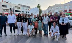Kemer sokaklarında sanat var