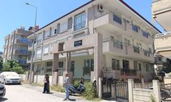 Manavgat’ta korku apartmanı! Her an çökebilir