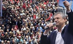 Özgür Özel’in bayramlaşma programına yoğun katılım: Meydan doldu taştı