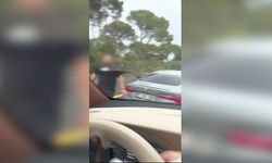 Antalya’da trafik dehşeti! Aracın önünü kesip saldırdı