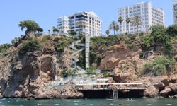 Denizden görüntülendi! Antalya falezlerine beton platform