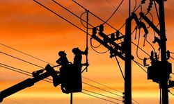 Antalya'da elektrik kesintisi alarmı: 15 ilçede saatlerce sürecek
