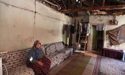 Eski evde yaşam mücadelesi veriyorlardı! İmdadına belediye koştu