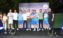 33. Antalya Meslek Odaları Futbol Turnuvası’nda dostluk kazandı
