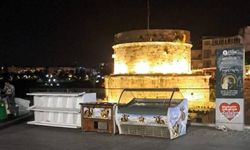 Karaalioğlu Parkı’nda seyyar işgali: Manzaraya değil tezgahlara bakılıyor!