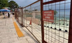 Hıdırlık Kulesi defile için açıldı sonra yeniden kapatıldı