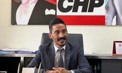 Antalya’dan Kılıçdaroğlu’na mizahi gönderme: “Eskiden oy peşindeydik, şimdi saman peşindeyiz”