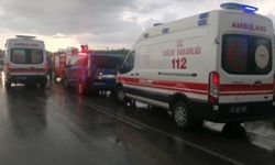 Isparta'da tur minibüsü şarampole devrildi: 4 kişi hayatını kaybetti