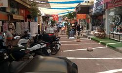 Antalya Tahılpazarı kaldırımları işgal altında! Yürümek imkansız hale geldi