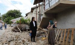 Korkuteli'nde sel alarmı! Başkan Caran afet bölgesinde