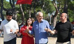 Kocagöz, hemşehri dernekleriyle halay çekti