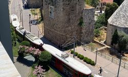 Antalya’da tramvayda yangın paniği: Seferler durduruldu