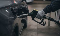 Antalya'da motorine büyük zam! Litre fiyatı 80 TL'yi aştı