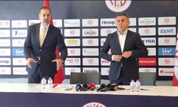 Rıza Perçin koltuğu bırakıp gitti!
