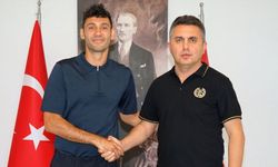 Antalyaspor’da kaptan Veysel Sarı ile 1 yıllık yeni sözleşme imzalandı